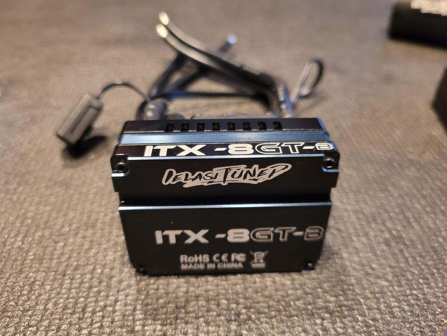 Ielasi Tuned ESC 300A ITX-8GT-B 1/8 PRO BRUSHLESS ESC